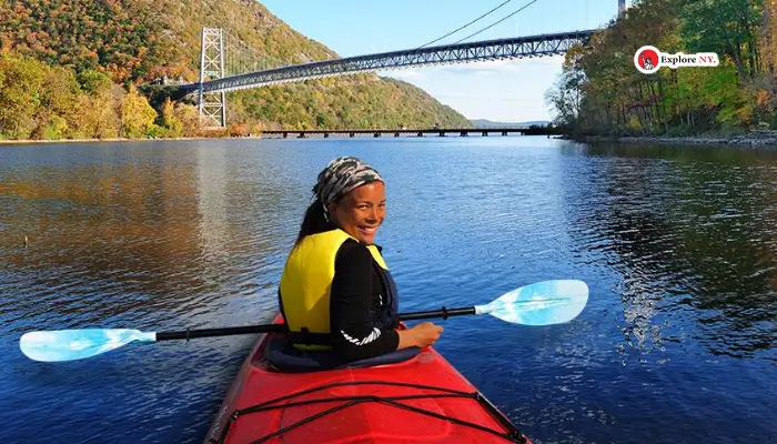 Kayaking Along the Hudson River